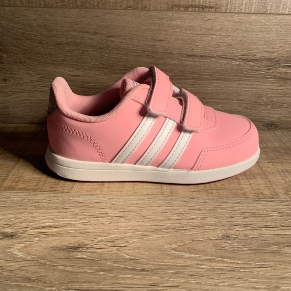 Adidas VS Switch 2 CMF INF Kids Running Shoes - Picture 2 of 5